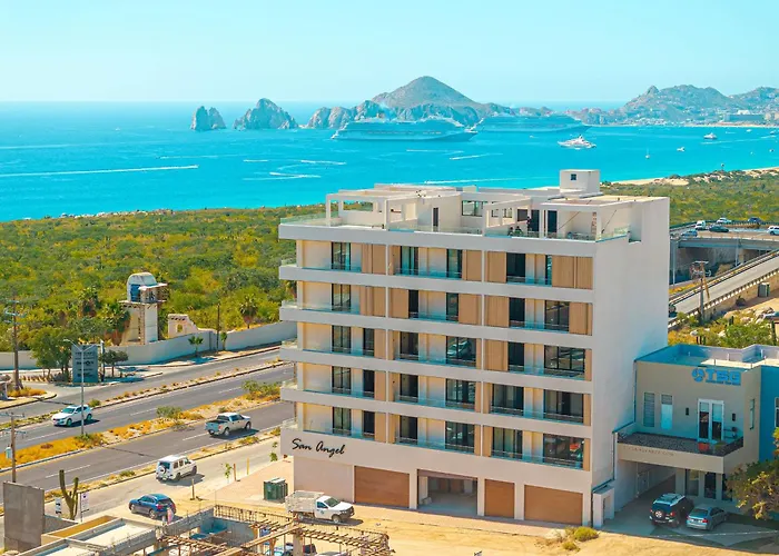 1st Floor Sea Views And Rooftop Access To The Views In Cabo Apartment
