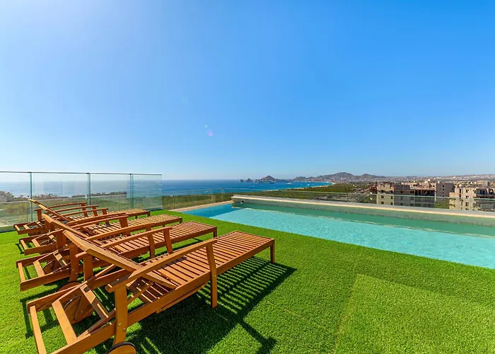 1st Floor Sea Views And Rooftop Access To The Views In Cabo *
