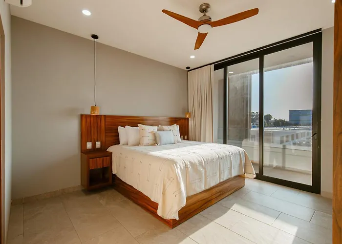 1st Floor Sea Views And Rooftop Access To The Views In Cabo Apartment
